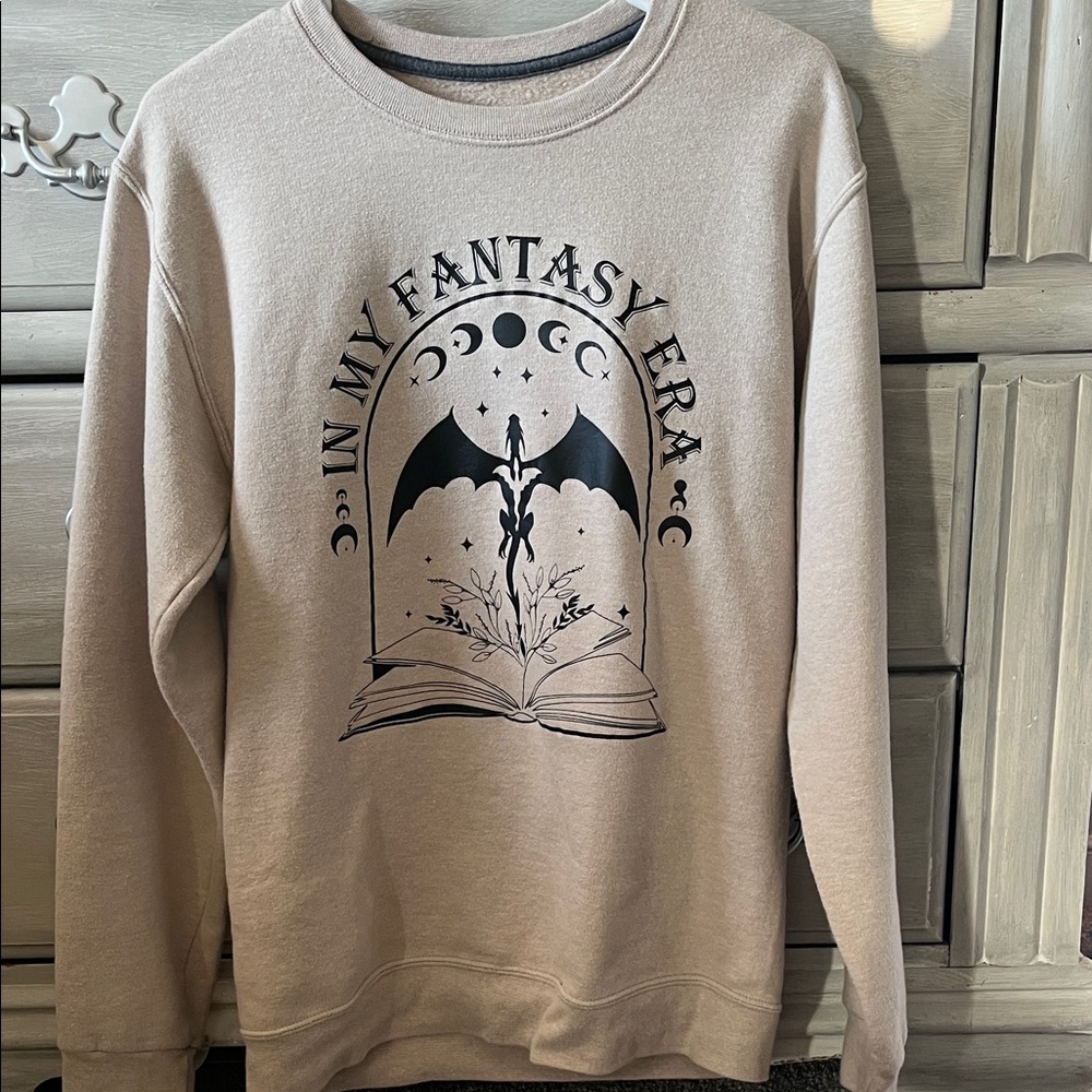 Women’s Beige Fantasy Graphic Sweater
